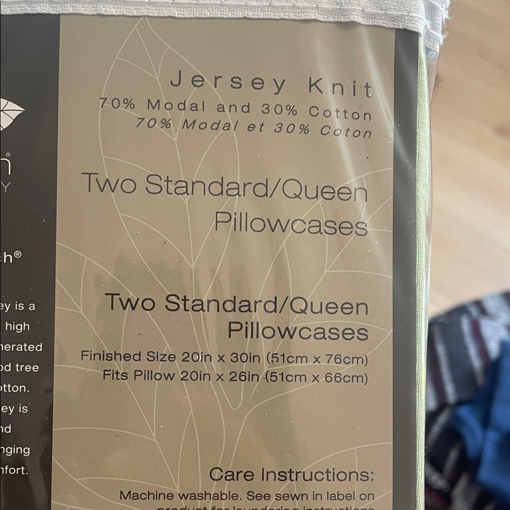 Pure Beech Jersey two standard/Queen Green Pillowcases - Set of 2 - Picture 3 of 4